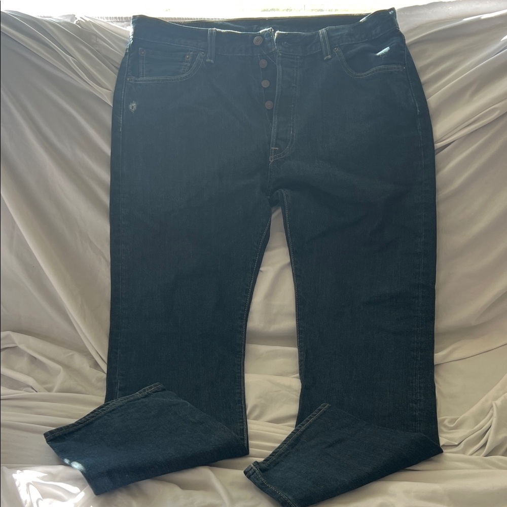 Levi 501 Dark Straight Jeans